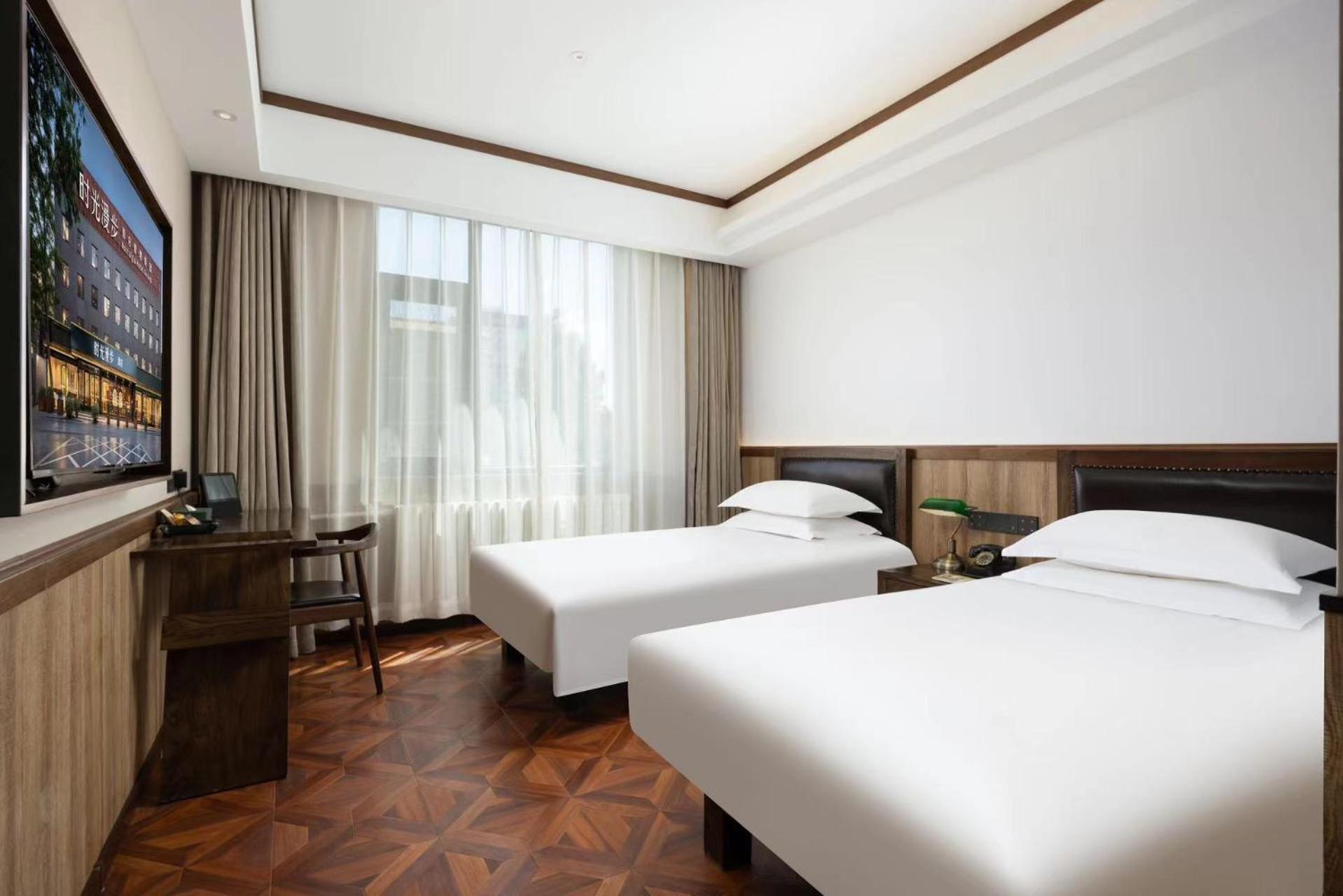 Nost Algia Hotel Near Beijing Panjiayuan Antique Market- Beijing Happy Valley, Cbd, China Zun And Sanlitun, Tian'Anmen Square, Free Ice Cream, Mineral Water, Coffee, Snacks And Laundry Service, Free Gymnastic, English Communication Well Exteriér fotografie