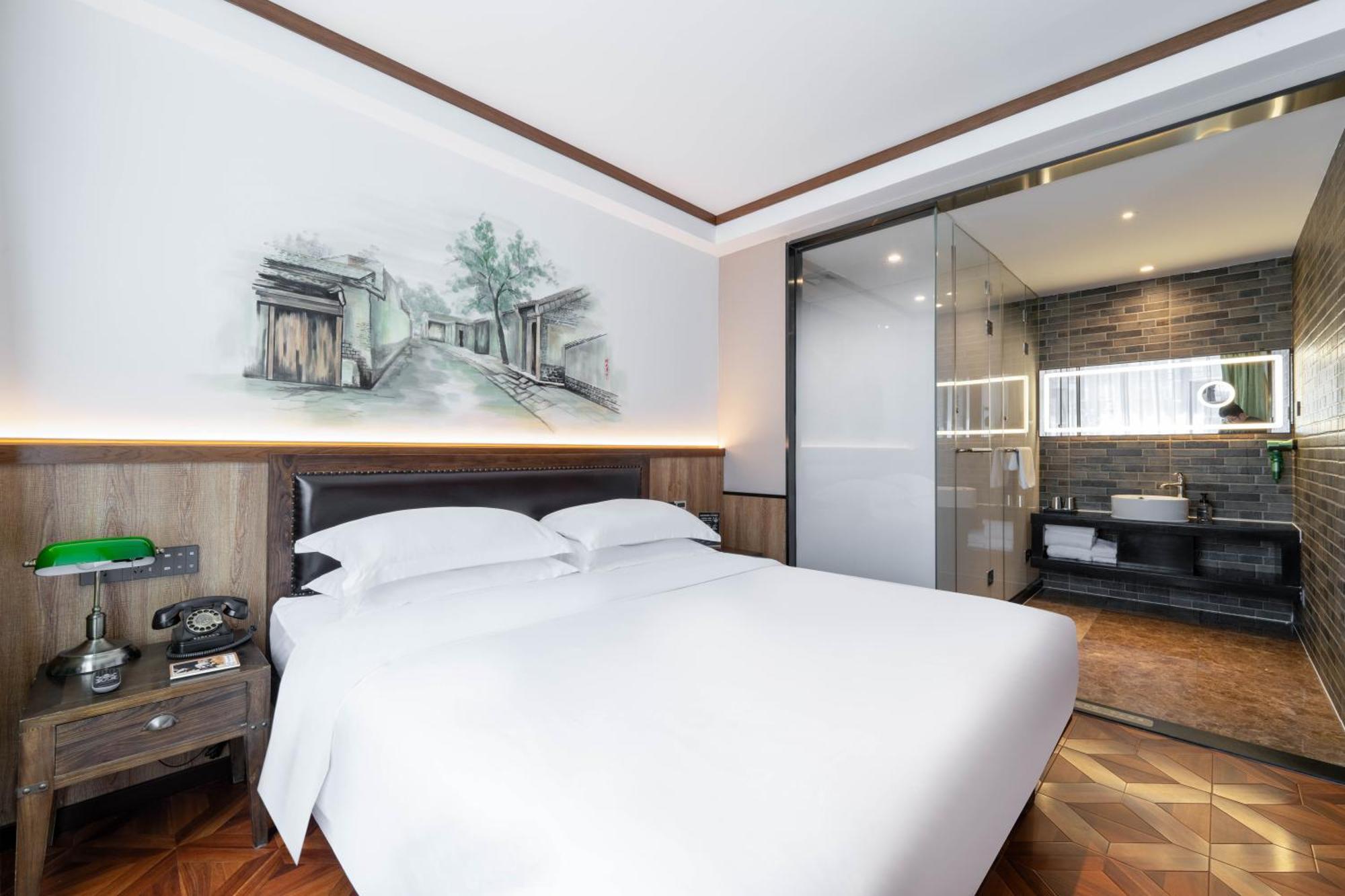 Nost Algia Hotel Near Beijing Panjiayuan Antique Market- Beijing Happy Valley, Cbd, China Zun And Sanlitun, Tian'Anmen Square, Free Ice Cream, Mineral Water, Coffee, Snacks And Laundry Service, Free Gymnastic, English Communication Well Exteriér fotografie