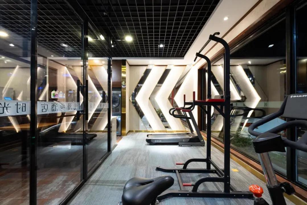 Nost Algia Hotel Near Beijing Panjiayuan Antique Market- Beijing Happy Valley, Cbd, China Zun And Sanlitun, Tian'Anmen Square, Free Ice Cream, Mineral Water, Coffee, Snacks And Laundry Service, Free Gymnastic, English Communication Well Exteriér fotografie
