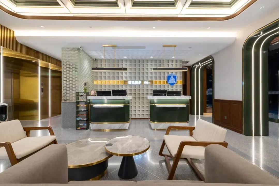 Nost Algia Hotel Near Beijing Panjiayuan Antique Market- Beijing Happy Valley, Cbd, China Zun And Sanlitun, Tian'Anmen Square, Free Ice Cream, Mineral Water, Coffee, Snacks And Laundry Service, Free Gymnastic, English Communication Well Exteriér fotografie